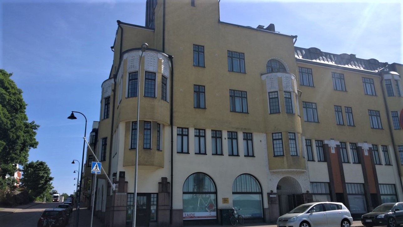 Galleria Uusikuva Satamakatu 9