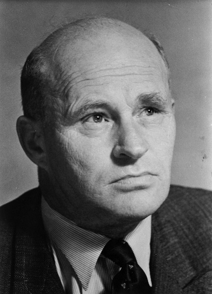 Toivo Pekkanen pien 50